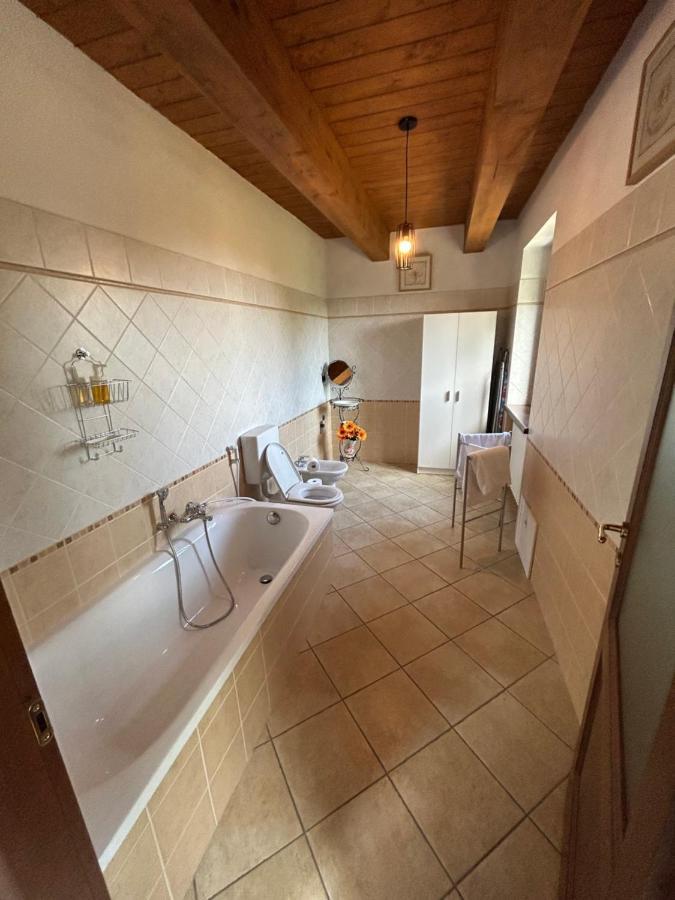 Вилла Casa Salada Bagnolo Piemonte Экстерьер фото