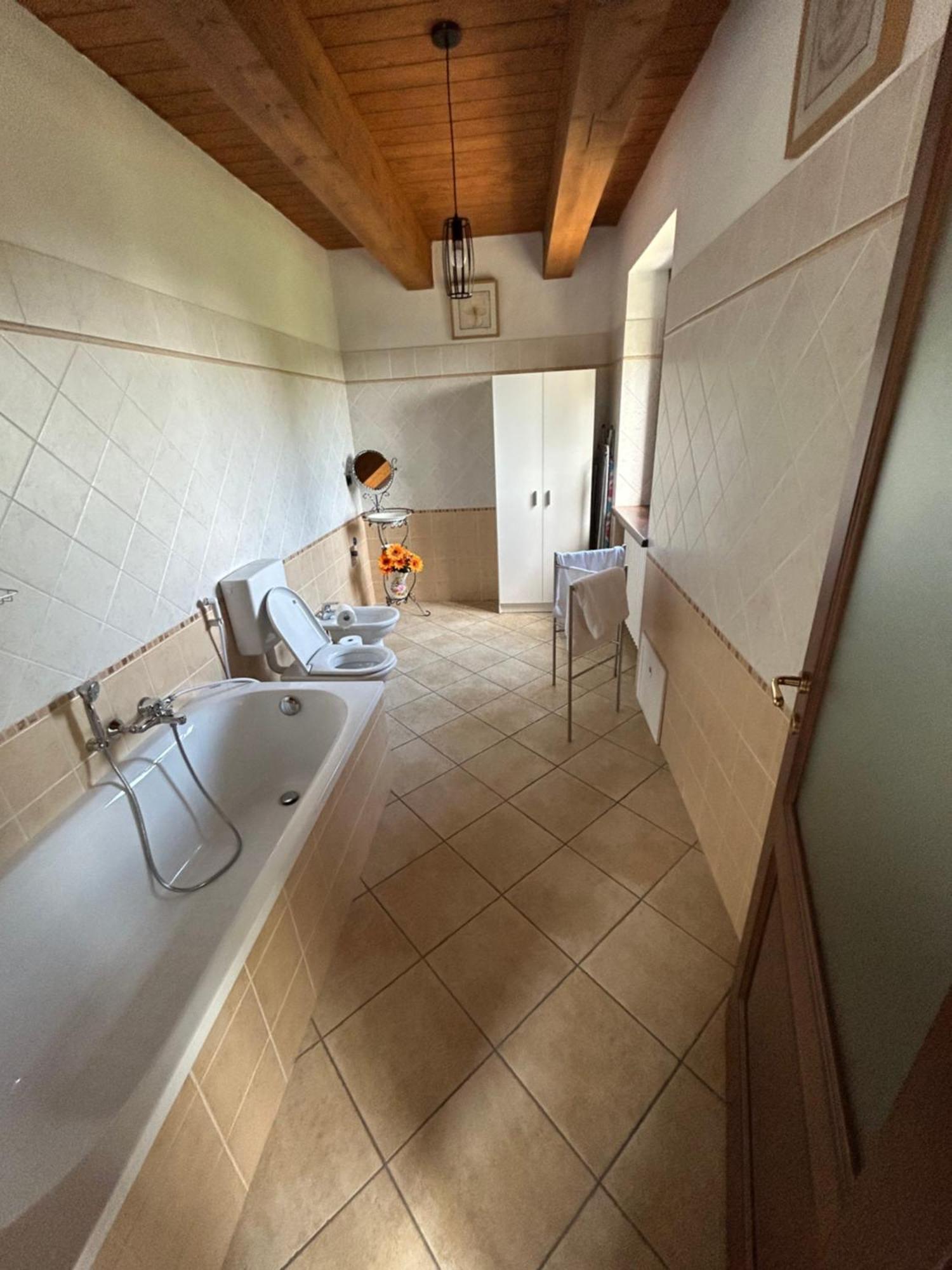 Вилла Casa Salada Bagnolo Piemonte Экстерьер фото